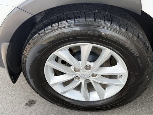 Used 2017 Kia Sorento FWD w/ LX Convenience Package image 25