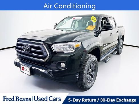 Used 2023 Toyota Tacoma SR5 AWD/4WD image 3
