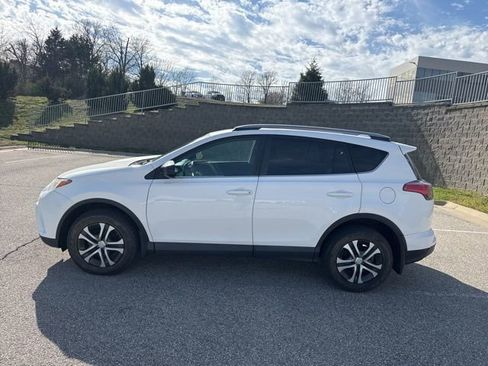 Used 2018 Toyota RAV4 LE w/ All Weather Liner Package image 2