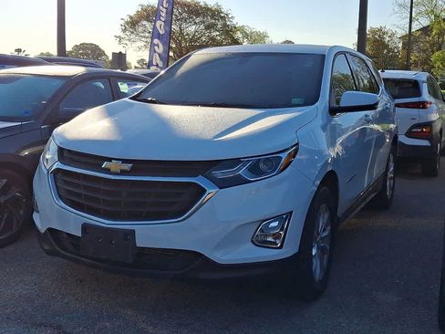 Used 2018 Chevrolet Equinox LT image 1