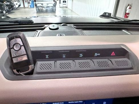 Used 2023 Ford Bronco Wildtrak AWD/4WD image 32