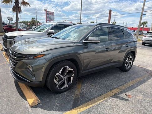 Used 2022 Hyundai Tucson Limited w/ Cargo Package FWD image 5
