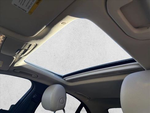 Used 2021 Mercedes-Benz C 300 Sedan image 24