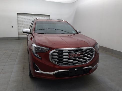 Used 2020 GMC Terrain Denali w/ Denali Premium Package FWD image 14