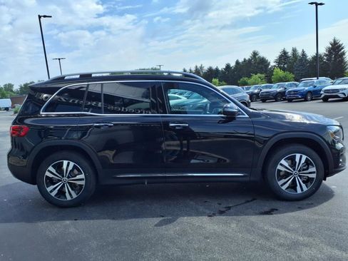 New 2025 Mercedes-Benz GLB 250 4MATIC image 7