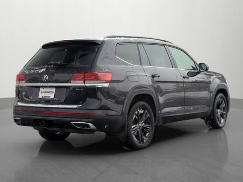 Used 2023 Volkswagen Atlas SE w/ Black Wheel Package image 7