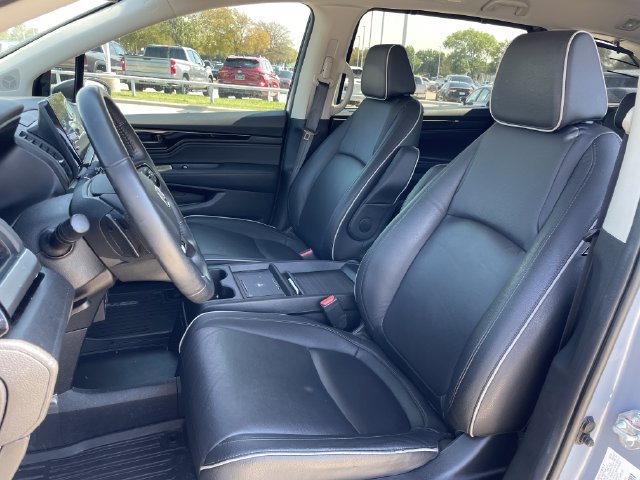 Certified 2026 Honda Odyssey Touring image 14