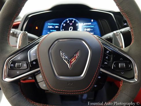 Used 2024 Chevrolet Corvette Stingray Premium Conv w/ Z51 Performance Package RWD image 12