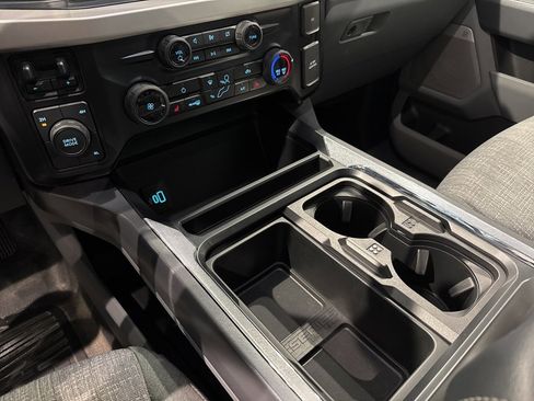 Used 2024 Ford F250 XLT w/ Black Appearance Package image 20