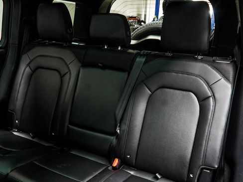 Used 2025 Land Rover Defender 110 S AWD/4WD image 39