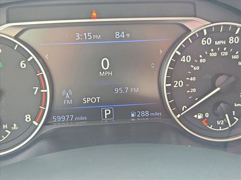 Used 2024 Nissan Altima 2.5 SV image 11