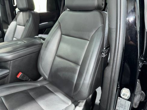 Used 2022 Chevrolet Tahoe Z71 w/ Luxury Package AWD/4WD image 49