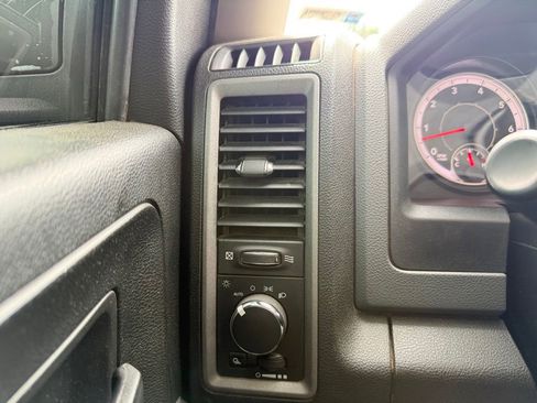Used 2019 RAM 1500 Tradesman w/ Popular Equipment Group AWD/4WD image 12