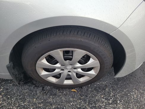 Used 2026 Toyota Corolla LE FWD image 9