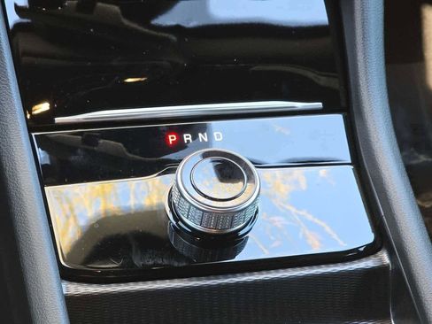 New 2025 Jeep Grand Cherokee Laredo image 38