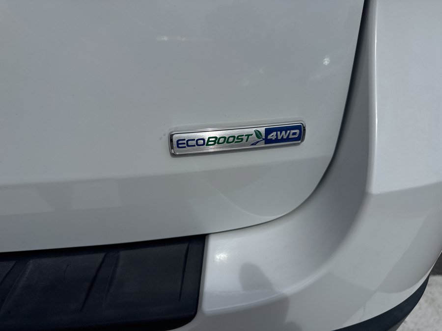 Used 2020 Ford Explorer XLT w/ Equipment Group 202A AWD/4WD image 45