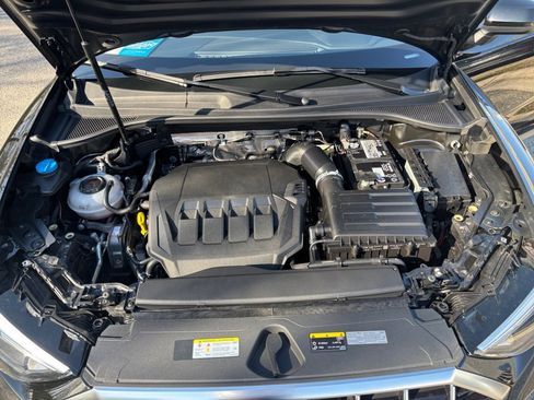 Used 2022 Audi Q3 2.0T Premium w/ Convenience Package image 16