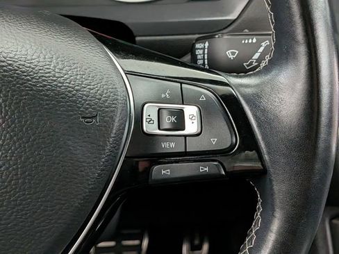 Used 2020 Volkswagen Tiguan SE R-Line AWD/4WD image 27