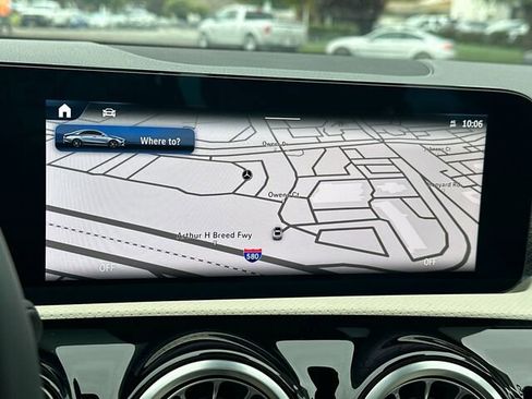 Used 2025 Mercedes-Benz CLA 250 4MATIC image 23