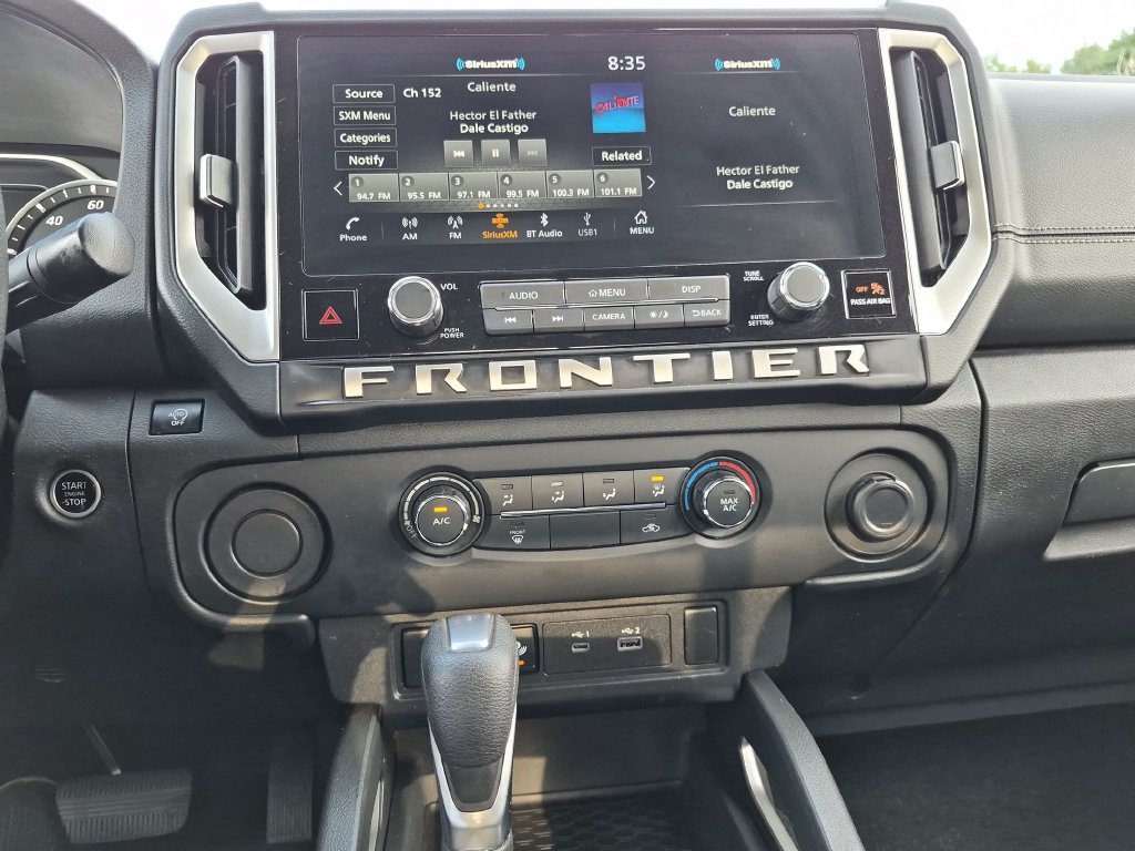 Used 2025 Nissan Frontier SV RWD image 17
