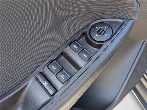 Used 2014 Ford Focus SE w/ SE Sport Package FWD image 11