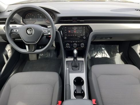 Used 2020 Volkswagen Passat 2.0T S FWD image 5