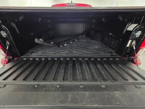 Used 2022 Toyota Tacoma SR5 w/ Technology Package image 21