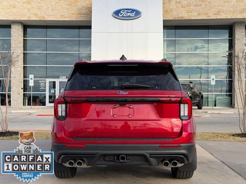 Used 2025 Ford Explorer ST image 24