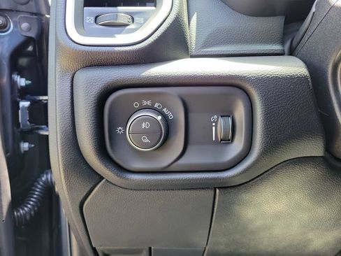 New 2026 RAM 2500 Big Horn AWD/4WD image 12