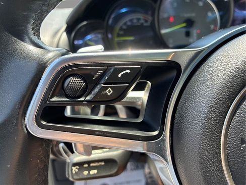 Used 2017 Porsche Cayenne S Platinum w/ Premium Package (PJW) AWD/4WD image 37