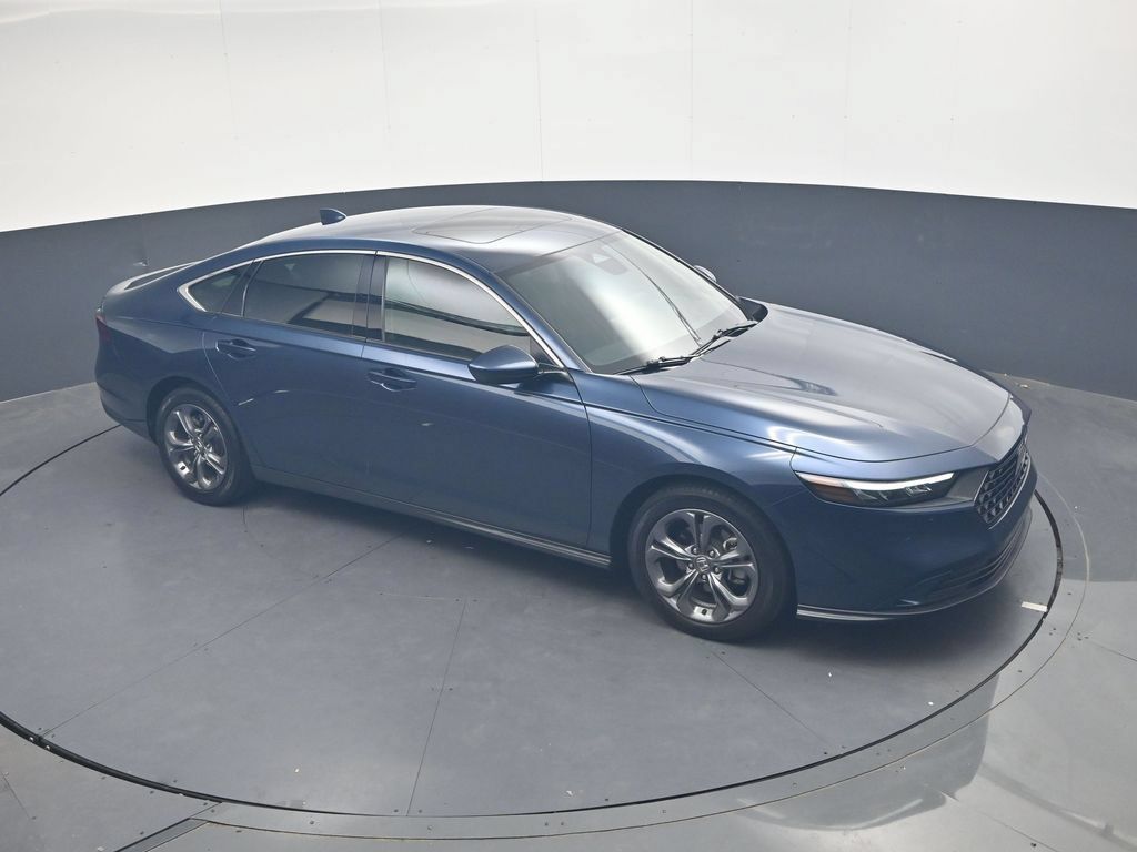 Certified 2024 Honda Accord EX image 17