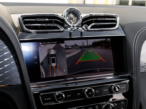 New 2026 Bentley Bentayga Speed AWD/4WD image 42