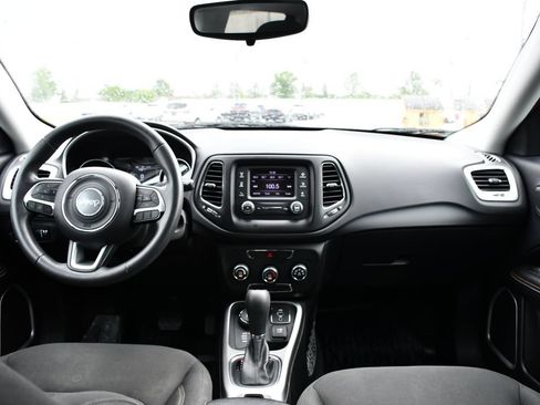 Used 2018 Jeep Compass Sport AWD/4WD image 23