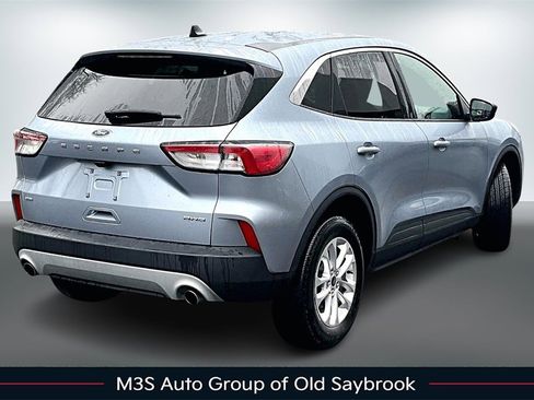 Used 2022 Ford Escape SE image 6