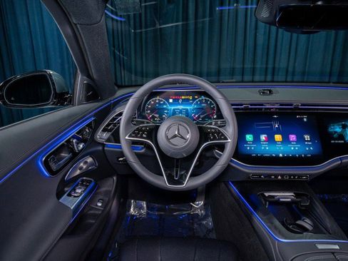 New 2026 Mercedes-Benz E 350 4MATIC Sedan image 15