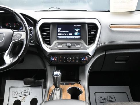 Used 2018 GMC Acadia SLE AWD/4WD image 18