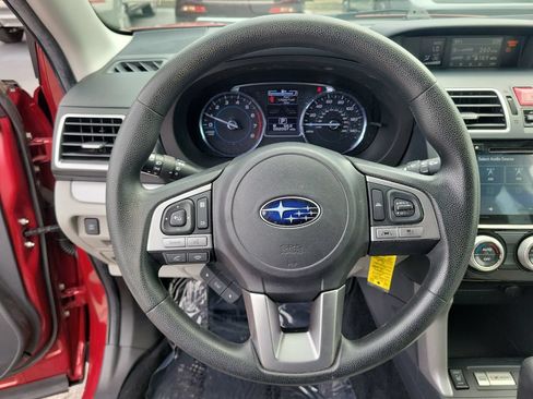 Used 2017 Subaru Forester 2.5i Premium AWD/4WD image 26