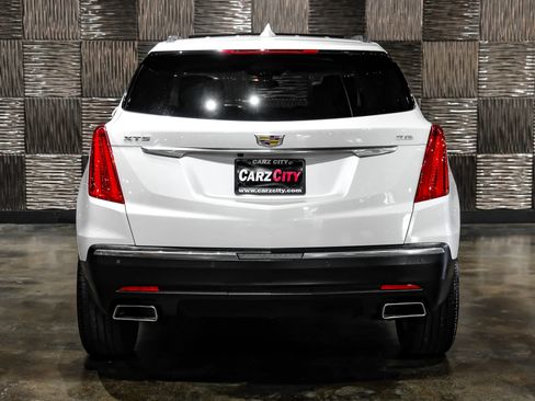 Used 2019 Cadillac XT5 Premium Luxury FWD image 9