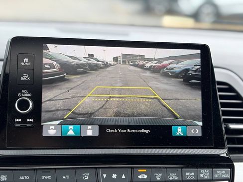 Used 2025 Honda Odyssey Sport-L image 44