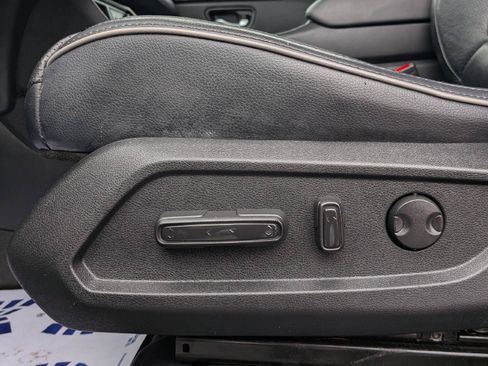 Certified 2024 Honda Pilot Elite image 16