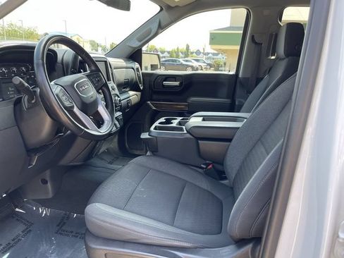 Used 2022 GMC Sierra 1500 Elevation w/ X31 Off-Road Package AWD/4WD image 11