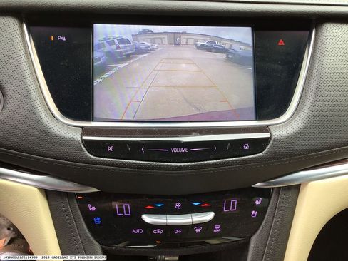 Used 2018 Cadillac XT5 Premium Luxury FWD image 9
