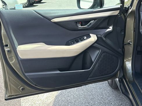 Certified 2022 Subaru Outback Premium AWD/4WD image 9