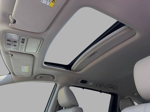 Used 2014 Honda Odyssey EX-L image 16