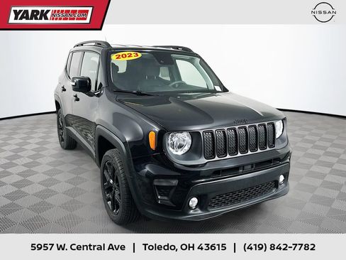 Used 2023 Jeep Renegade Altitude AWD/4WD image 1