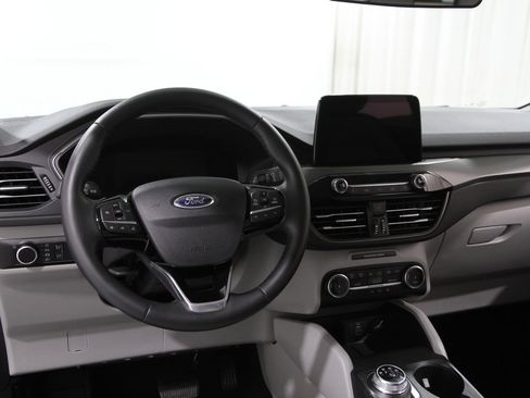 Certified 2025 Ford Escape Active w/ Cold Weather Package image 6
