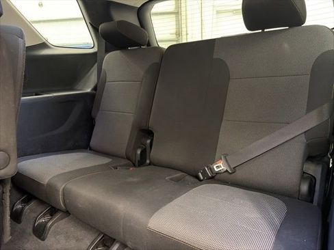 Used 2020 Chevrolet Traverse LT FWD image 10