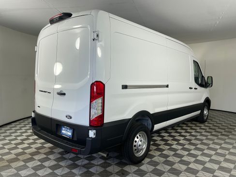 New 2026 Ford Transit 250 148 Medium Roof Extended AWD image 18