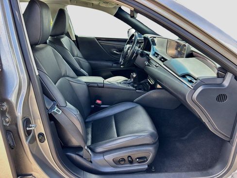 Used 2021 Lexus ES 250 w/ Premium Package AWD/4WD image 29