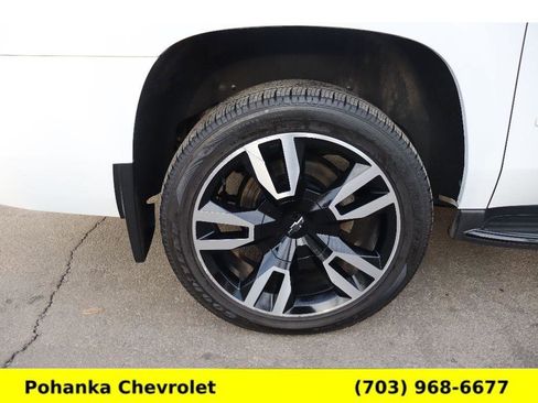 Used 2020 Chevrolet Suburban Premier image 25